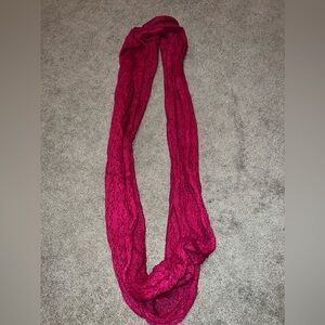 Infinity scarf